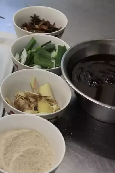 Wie werden die Peking Ente vorbereitet
